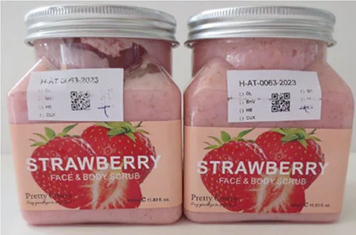 Crema viso e corpo «Strawberry Face & Body Scrub» — foto 1 dell'alert A12/00013/24