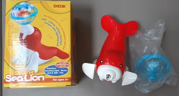 Giocattolo a batteria «Stunt Sea Lion» (DIDAI)