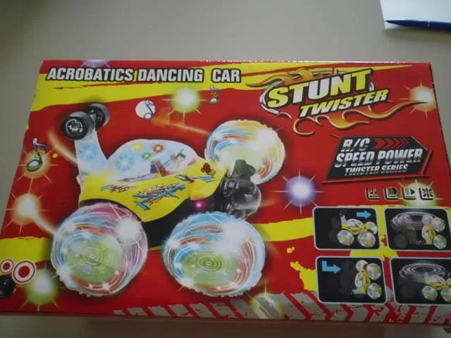 Auto giocattolo «Stunt Twister» (ZENYELL)