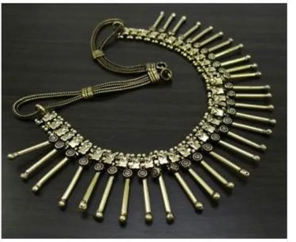 Collana «Style vintage look rétro goldone tribal» — foto 1 dell'alert A12/1125/18