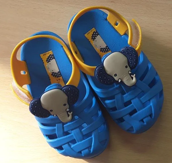 Scarpe per bambini «Summer Baby» — foto 2 dell'alert A12/1697/16