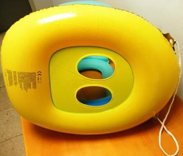 Seggiolino per bambini con copertina & #13; & #13; «Sun Attraction - Baby seat with cover» — foto 3 dell'alert A12/1096/12