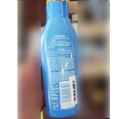 Latte solare «Sun protect &amp; bronze protezione "30"» (Nivea)