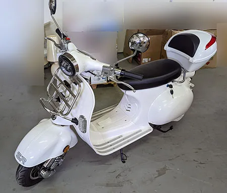 Scooter elettrico «Sunra LMJR» — foto 2 dell'alert A12/01821/23