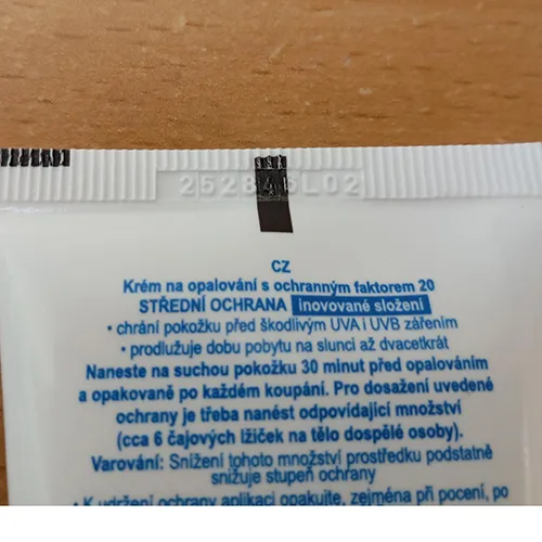 Protezione solare «Sunscreen SPF 20» — foto 3 dell'alert SR/02153/25