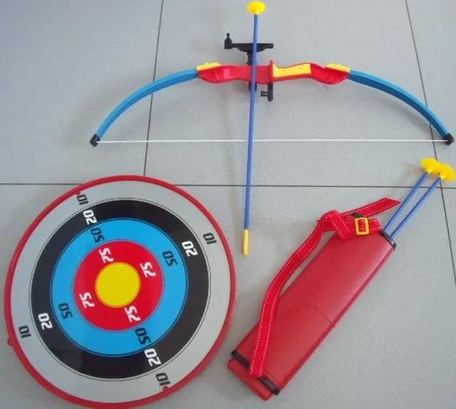Arco e freccia impostati con bersaglio «Super Archery Set» (Kingsport)