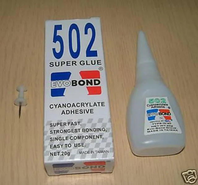 Super colla 502 — foto 1 dell'alert 1208/09