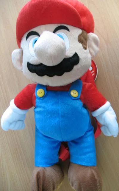 Zaino di peluche «Super Mario plush backpack» — foto 2 dell'alert A12/0753/13