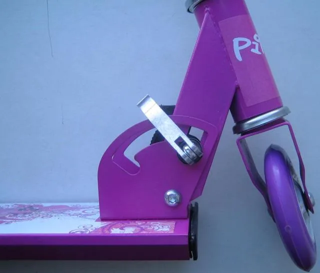 scooter giocattolo «Super Scooter» — foto 4 dell'alert A12/1724/13