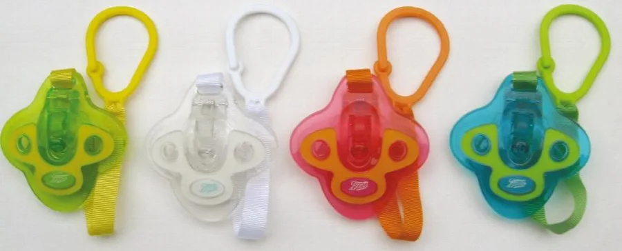 Supporto del succhietto del bambino – Stivali Essentials (Boots)