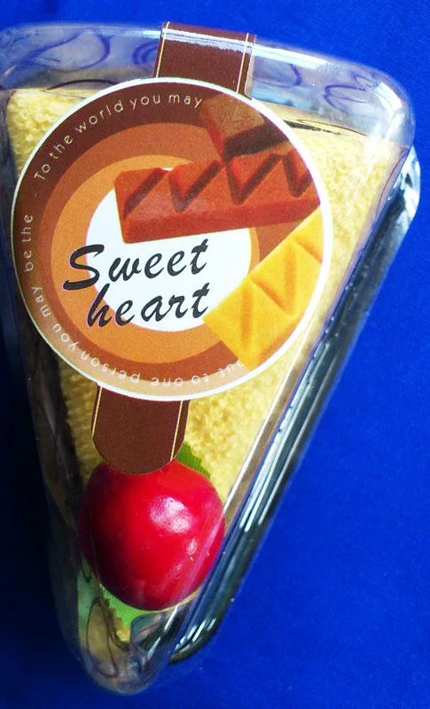 Asciugamani con decorazione «Sweet heart» — foto 1 dell'alert A12/0092/13