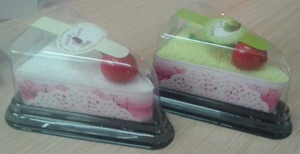 Asciugamano con ciliegia decorativa «Sweet Love» — foto 2 dell'alert A12/0131/16