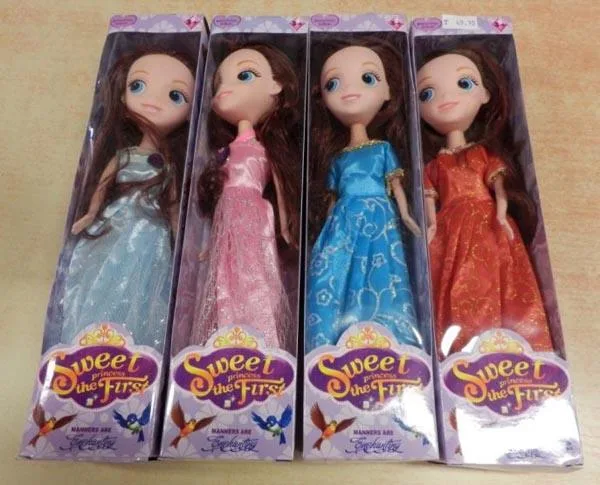 Bambola di plastica «Sweet princess the First» (Unknown)
