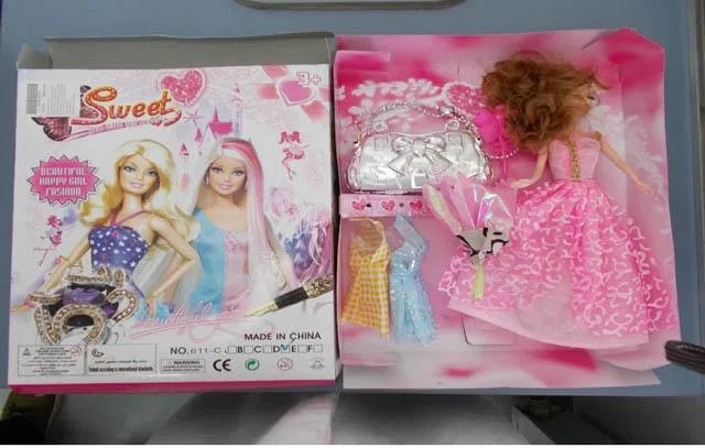 Bambola di plastica «Sweet» (Unknown)