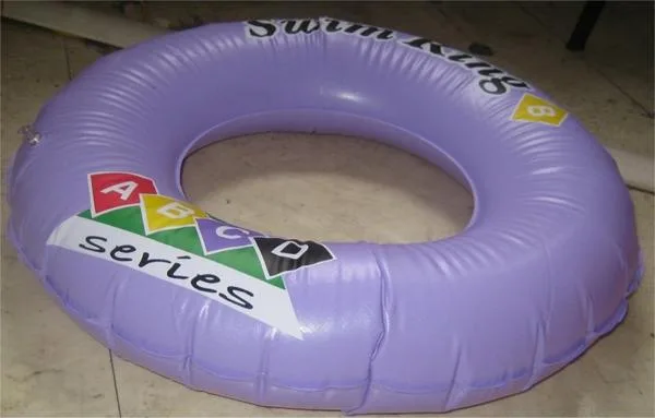 Giocattolo gonfiabile «swim ring B» (ABCD series)