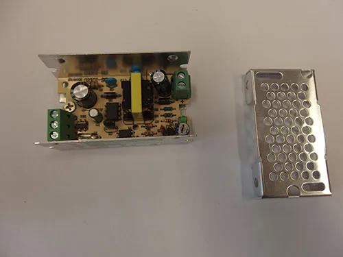 Alimentazione elettrica «Switching Power Supply» — foto 1 dell'alert A11/00103/23