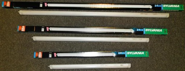 Luce del tubo del LED «Sylvania LS 200» (Sylvania)