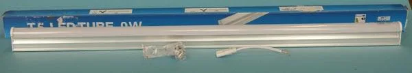 Tubo del LED «T5 LED TUBE 9W» — foto 2 dell'alert A12/0335/18