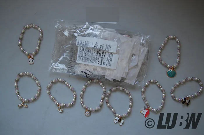 Set di bracciali «Tacobear 12 Stück Freundschaftarmband Armbänder Kinder Perlenarmband mit Anhänger Tiere …» — foto 3 dell'alert INFO/00059/22