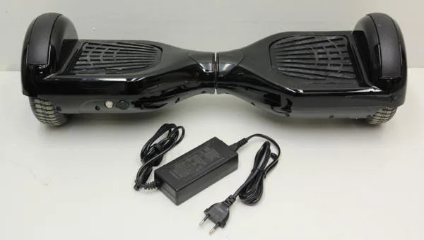 Scooter autobilanciante «TASAPAINOSKOOTTERI ('Self balancing scooter')» — foto 4 dell'alert A12/1434/16