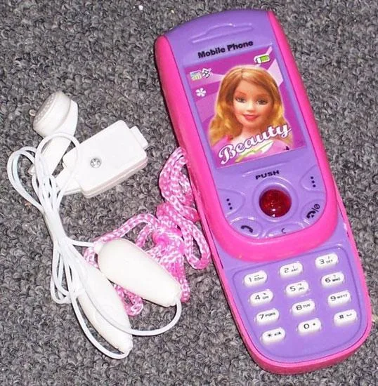 Telefono cellulare giocattolo — foto 2 dell'alert 0230/08