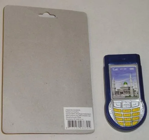 Telefono cellulare giocattolo — foto 3 dell'alert 0201/09