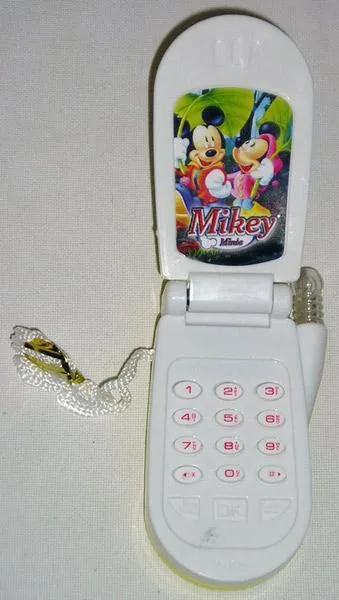 Telefono cellulare giocattolo — foto 3 dell'alert 0646/08
