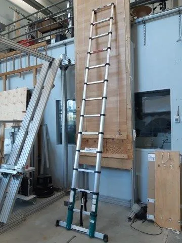Scaletta «Telescopic Ladder 3.8M» — foto 7 dell'alert A12/00450/22
