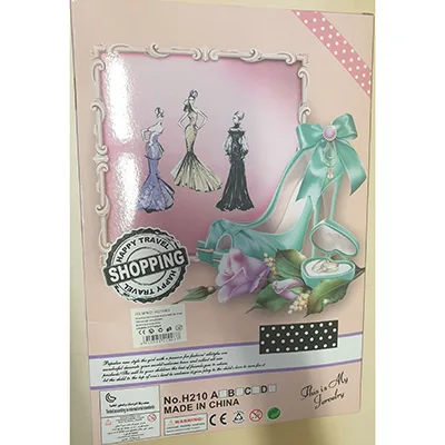 Bambola di plastica «THE Beauty GIRL Beauty Time TREND MODEL» — foto 2 dell'alert A12/00770/24