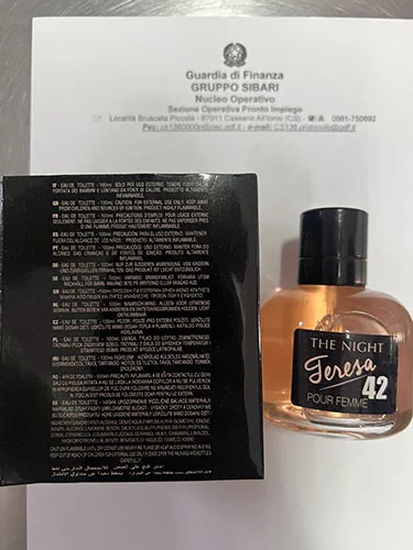 Eau de toilette «The night - Teresa» — foto 2 dell'alert A12/03088/23
