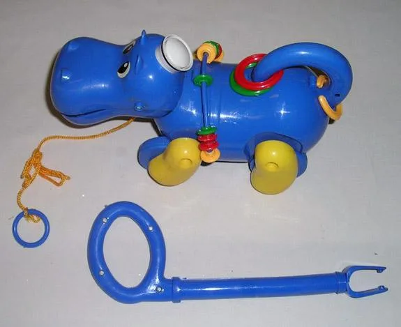 Tira-lungo giocattolo – Tirare elefante/ippopotamo — foto 2 dell'alert 1250/08