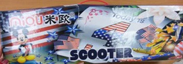 Scooter giocattolo «Today is 4 - SCOOTER» (Miou)