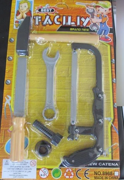 Set di utensili giocattolo «Tool set / Faciliy» — foto 3 dell'alert A12/0127/17