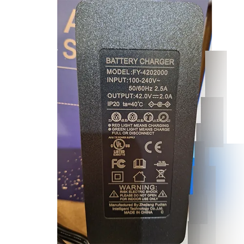 Scooter elettrico «Topmate ES35 Electric Scooter» (Topmate)