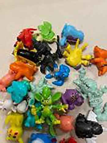Set di bambole di plastica «Toy mini figures monster animation model collection» — foto 4 dell'alert A12/00161/22