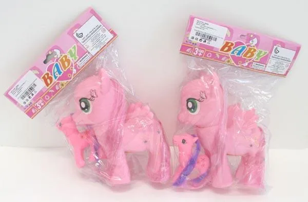 Pony giocattolo «TOYS BABY» (Amy)