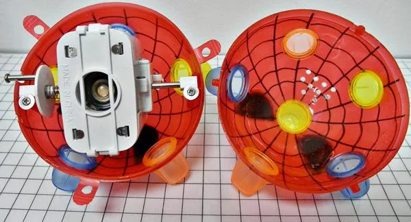 Palla di plastica «TOYS» — foto 3 dell'alert A12/1683/18
