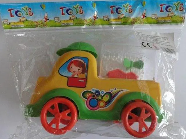 Auto giocattolo di plastica «Toys» — foto 2 dell'alert A12/0979/14