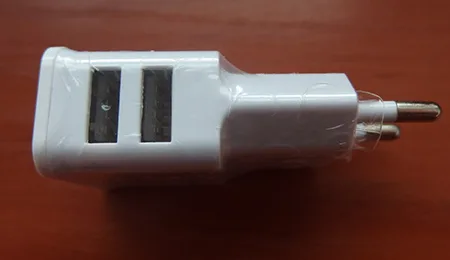 Caricatore USB «Travel Adapter» — foto 3 dell'alert A12/00078/21