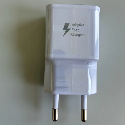 Set di caricabatterie USB «Travel Adapter, Mobile Phone Charger» — foto 2 dell'alert SR/02600/26