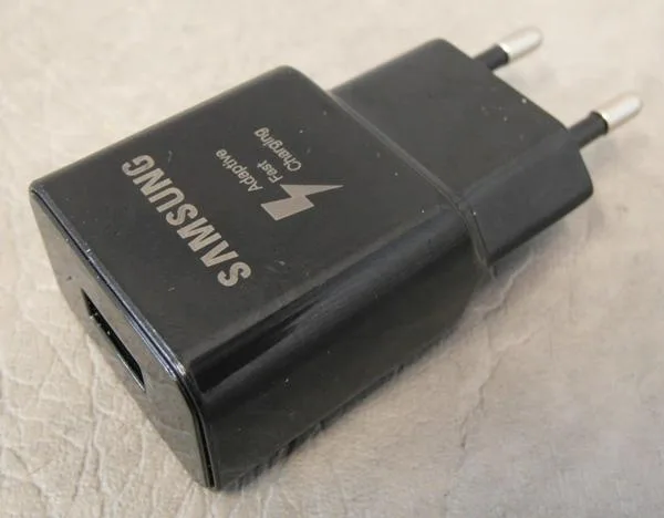 Caricabatterie USB «Travel Adapter» (SAMSUNG (counterfeit))