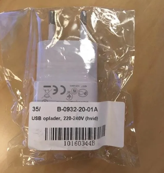 Caricatore USB «Travel Adapter» — foto 1 dell'alert A12/0759/19