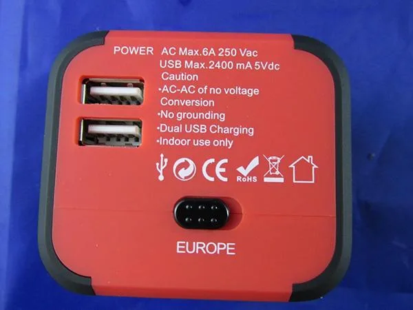 Adattatore da viaggio «Travel Adapter with USB» — foto 2 dell'alert A12/1035/18