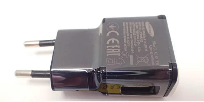 Caricabatterie USB «Travel adaptor» (Samsung)