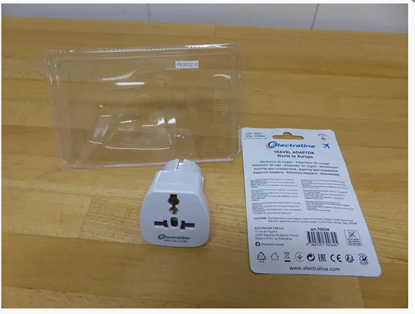 Adattatore da viaggio «Travel Adaptor - World to Europe» — foto 2 dell'alert A12/00720/22