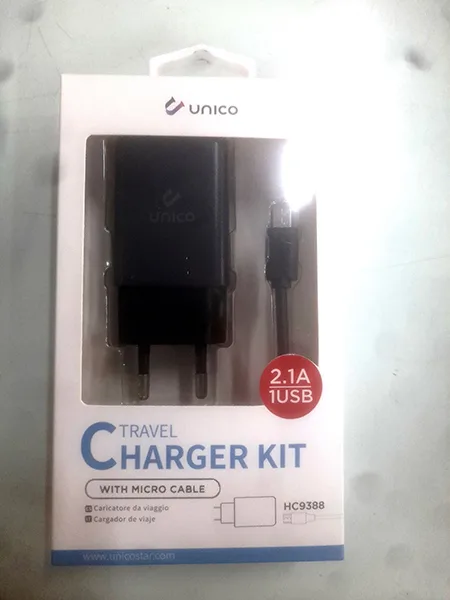 Caricabatterie USB «TRAVEL CHARGER KIT (Carregador de viagem)» — foto 1 dell'alert A12/01588/23