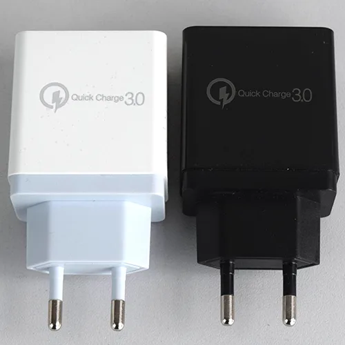 Caricabatterie USB «TRAVEL CHARGER» (ORIGINAL)