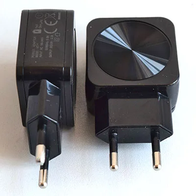 Caricabatterie USB «TRAVEL CHARGER, POWER ADAPTER, USB töltő» — foto 3 dell'alert A11/00150/24