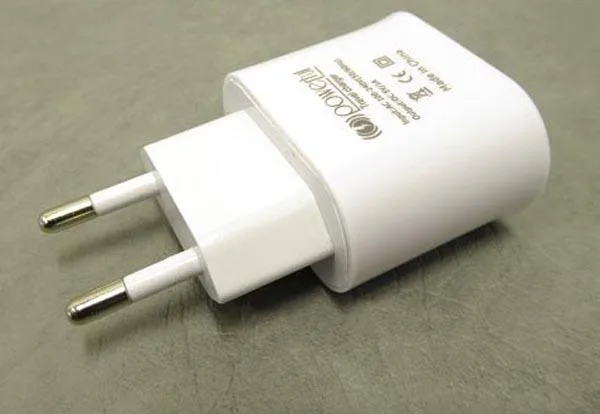 Adattatore da viaggio «Travel charger» (Powerful)