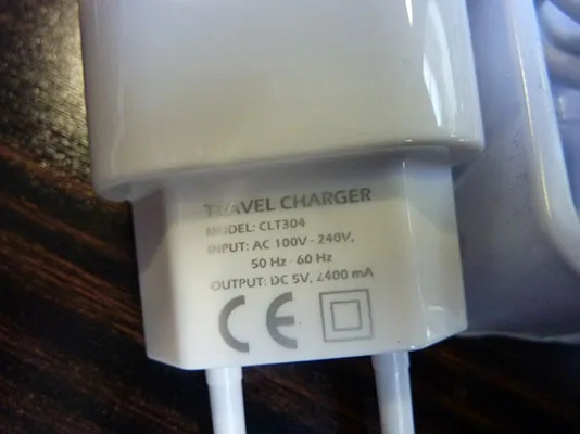 Caricabatterie USB «TRAVEL CHARGER» — foto 2 dell'alert A11/00015/21